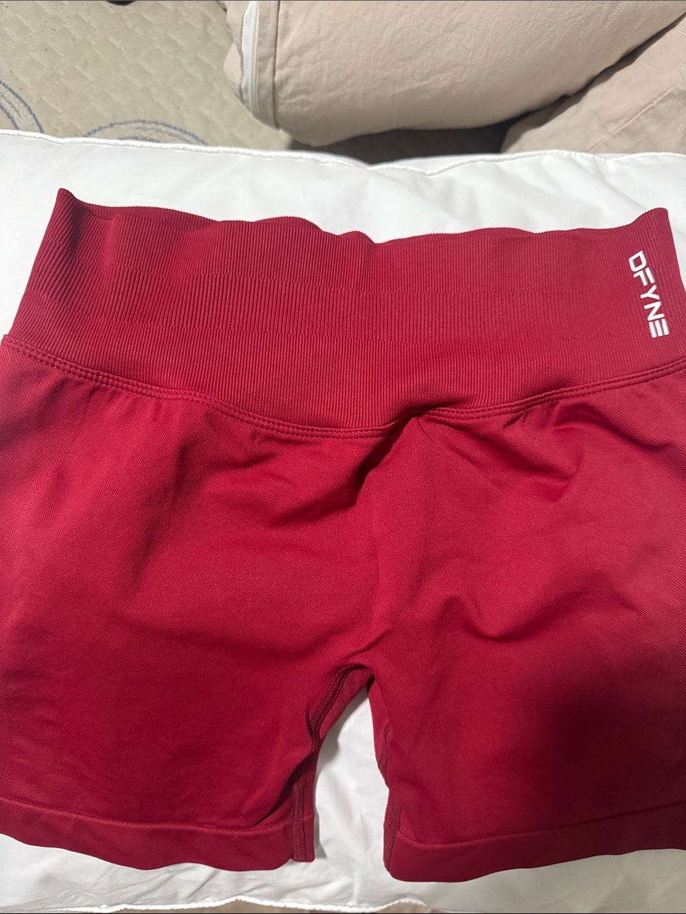 DFYNE dynamic Women's Seamless Red Bike Shorts - High Waist